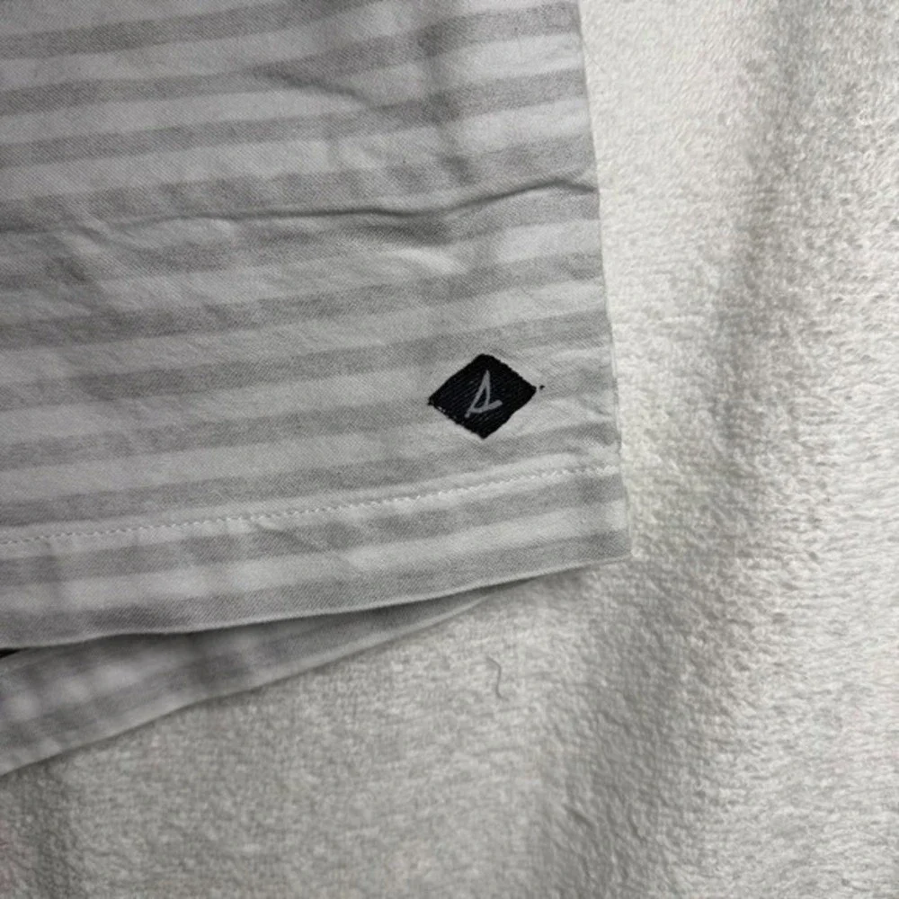 Sperry Women's Striped Shorts Size 31 Gray‎ White Nautical Summer